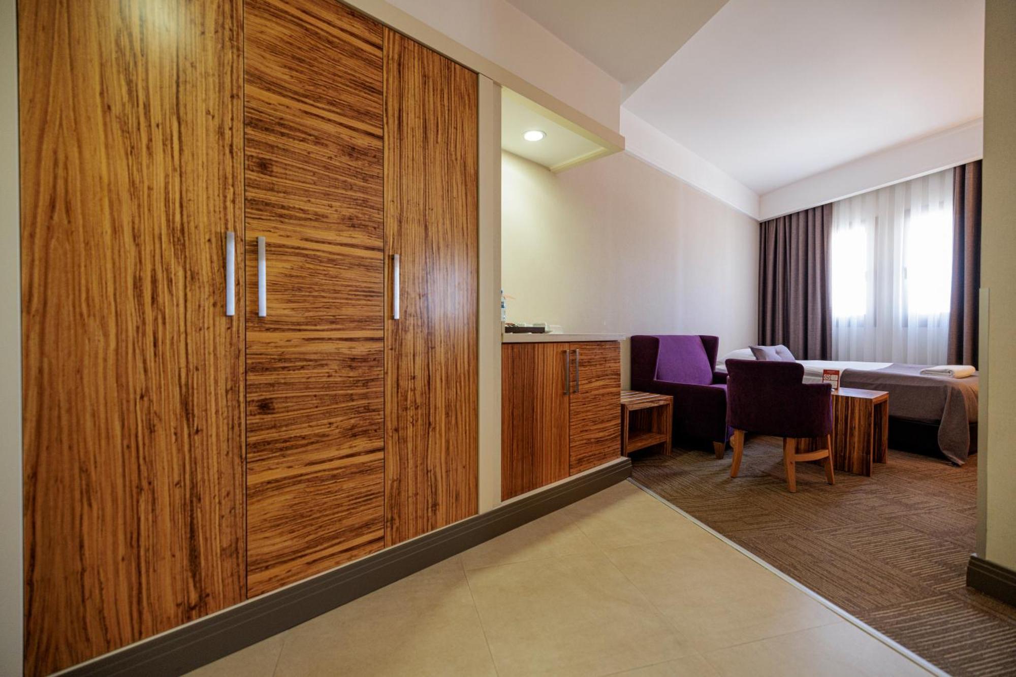 Ramada By Wyndham Cappadocia Hotel Ortahisar Buitenkant foto