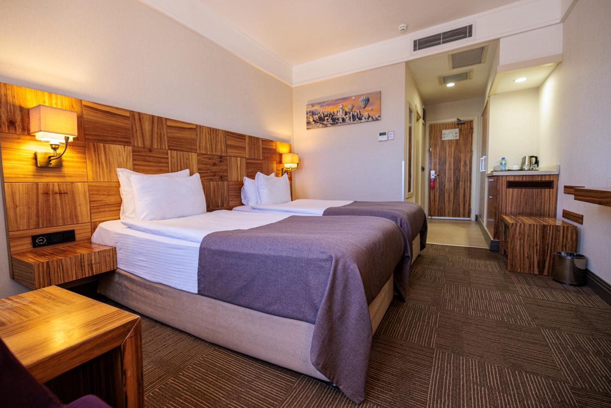 Ramada By Wyndham Cappadocia Hotel Ortahisar Buitenkant foto